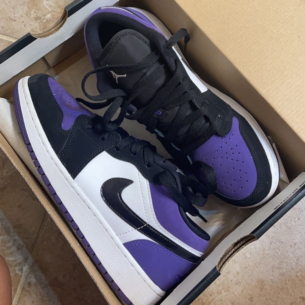 Jordan 1’s low
